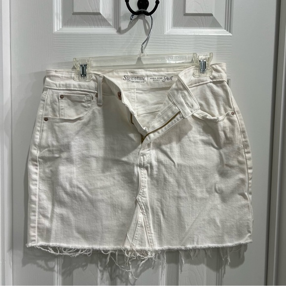 Levi's Dresses & Skirts - Levi's Signature High-Rise White Skirt